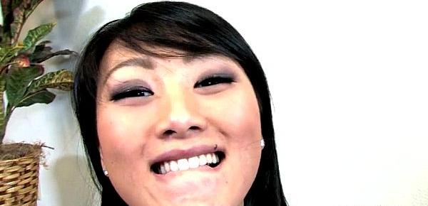  Evelyn Lin face blast 2